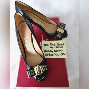 Salvatore Ferragamo Pola Stitc Peep Toe Pumps Size 6B
